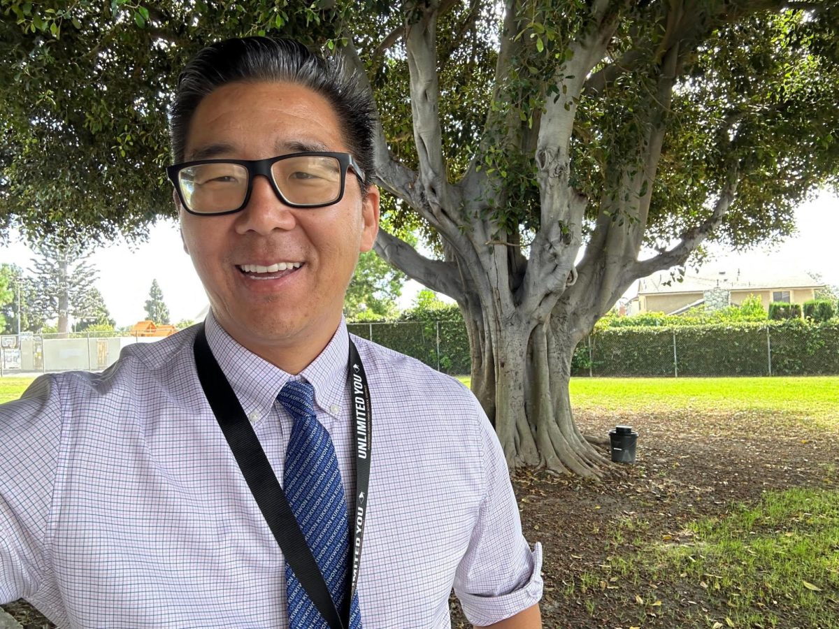 Dr. Jeff Kim teaches the new Korean American Ethnic Studies class at Cambridge Virtual Academy for all AUHSD students. (Photo by Dr. Jeff Kim)