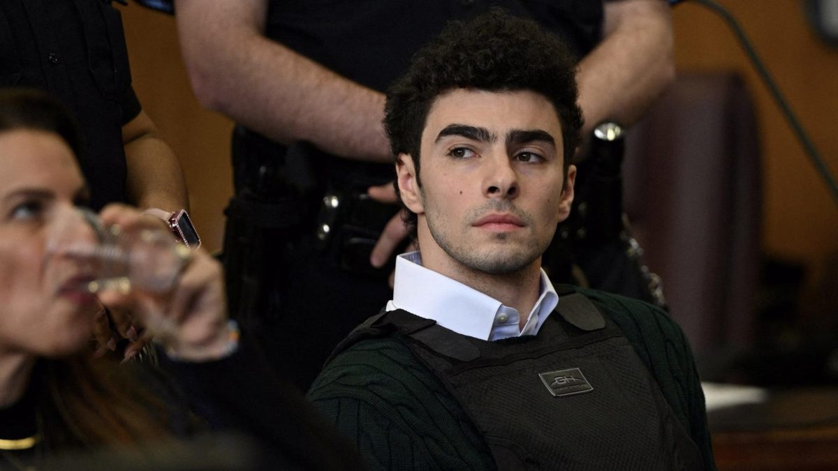 Case Continues: Luigi Mangione makes initial federal court appearance in the case of the murder of UnitedHealthcare CEO Brian Thompson (Photo Courtesy of Heute.at)