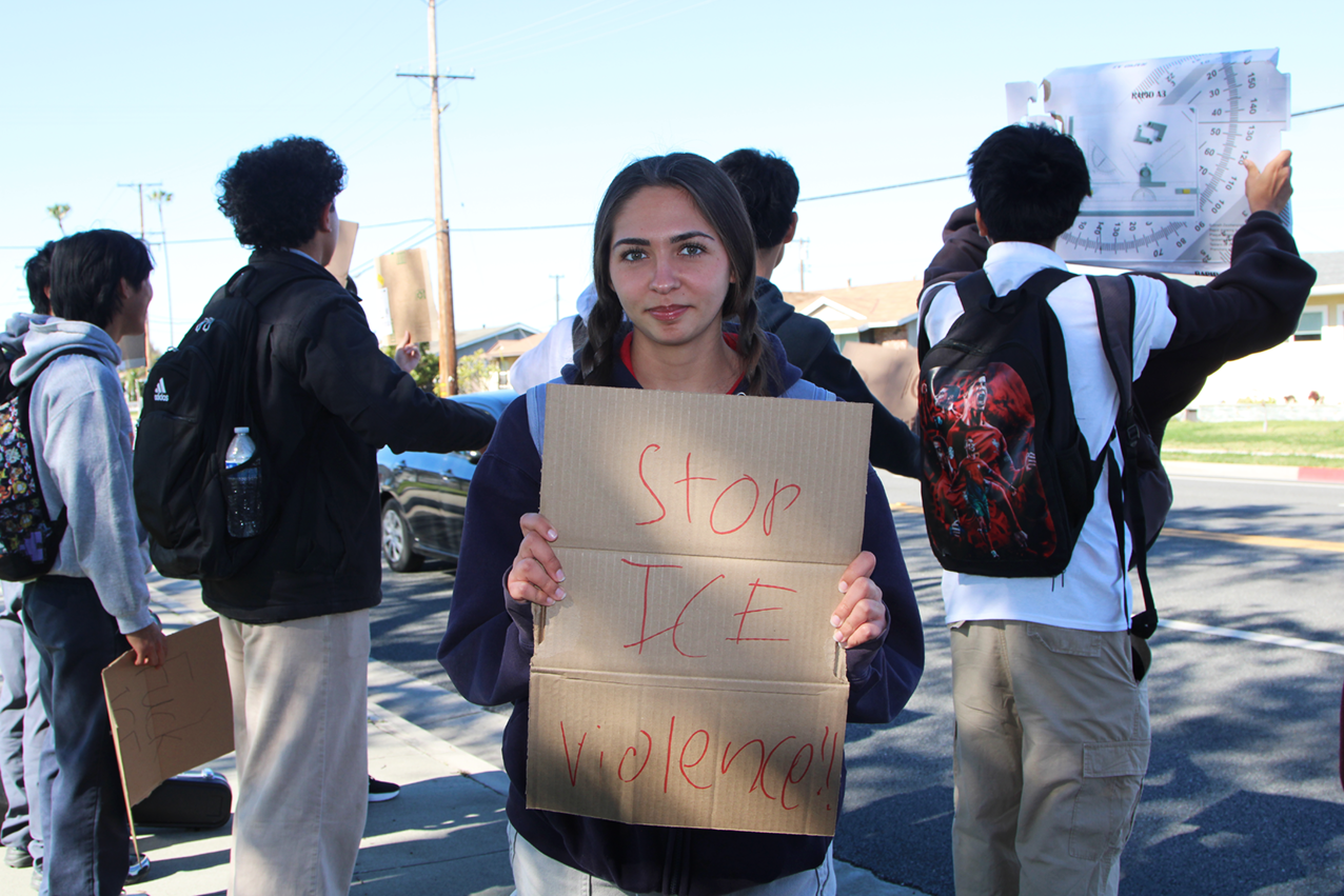 OA students walk out in protest against ICE