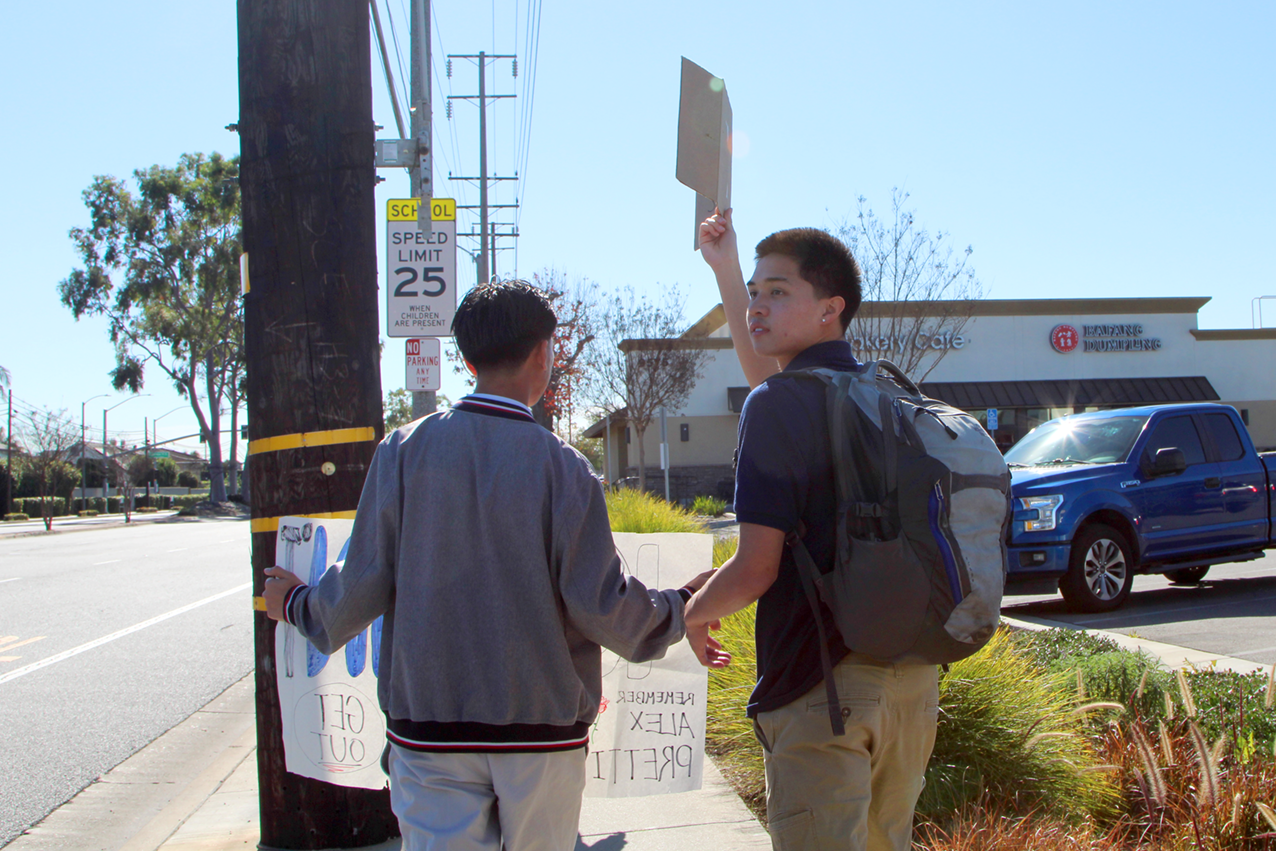 OA students walk out in protest against ICE